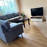 Villa къща каменар *