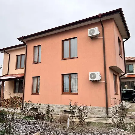 Villa къща каменар *